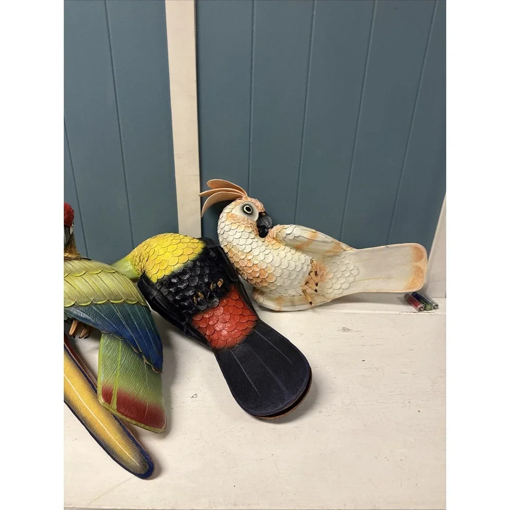 4 Large Hanging Parrot Patio Garden Statues Yard Wildlife Birds Restaurant Decor
